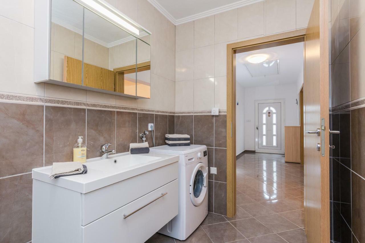 Apartment Natalie Sea View With 3 Bedrooms And Everything Is Air-Conditioned Сали Экстерьер фото