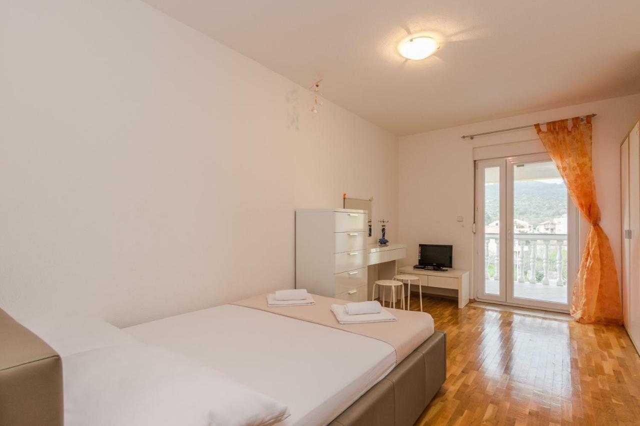 Apartment Natalie Sea View With 3 Bedrooms And Everything Is Air-Conditioned Сали Экстерьер фото