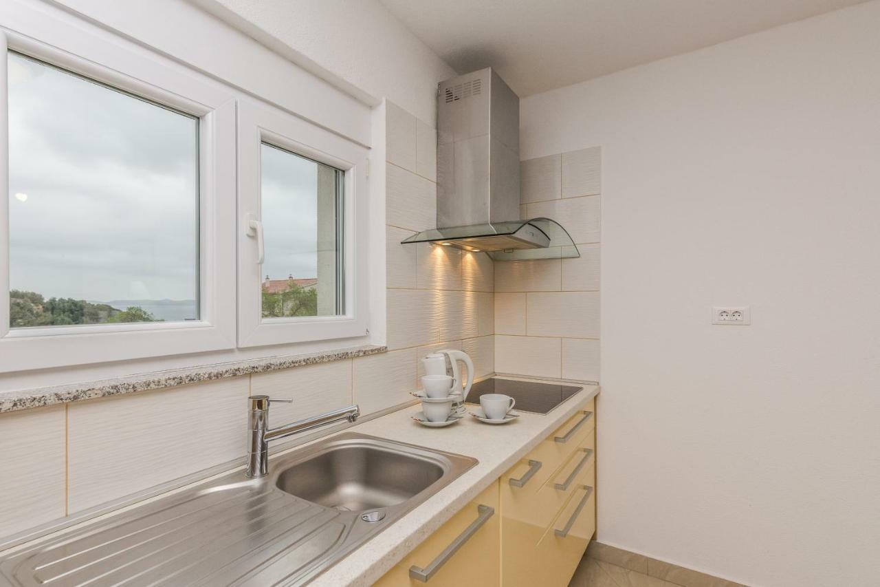 Apartment Natalie Sea View With 3 Bedrooms And Everything Is Air-Conditioned Сали Экстерьер фото